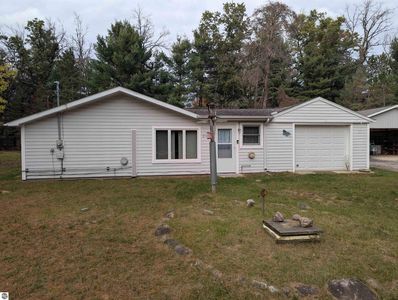 2141 Geraldine St, Prescott, MI, 48756