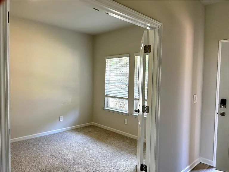 7798 Richmond Trl — Photo 8