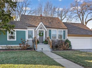 5622 Maple St, Mission, KS 66202