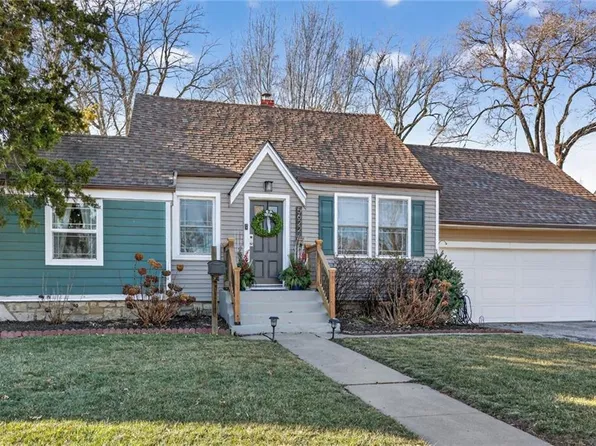 5622 Maple St, Mission, KS 66202