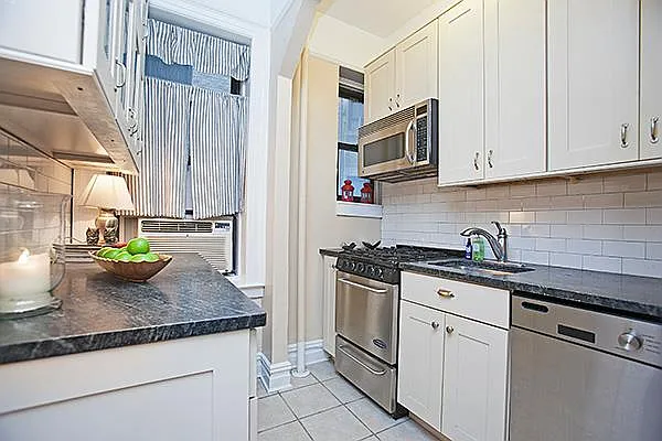 Sold by Bohemia Realty Group | media 12