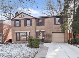 6869 N Mendota Ave, Chicago, IL