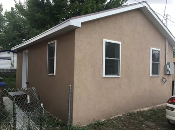 Guzzo, 355 W Garfield St #1/2, Laramie, WY 82072