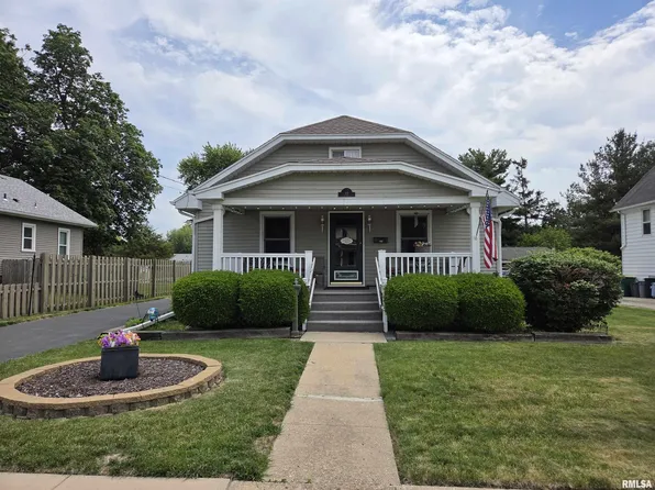 99 N Arthur Ave, Galesburg, IL 61401