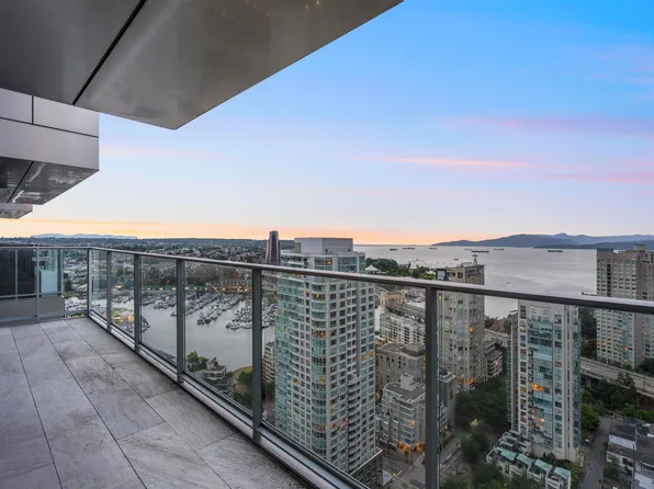 1480 Howe St #3605, Vancouver, BC V6Z 0G5