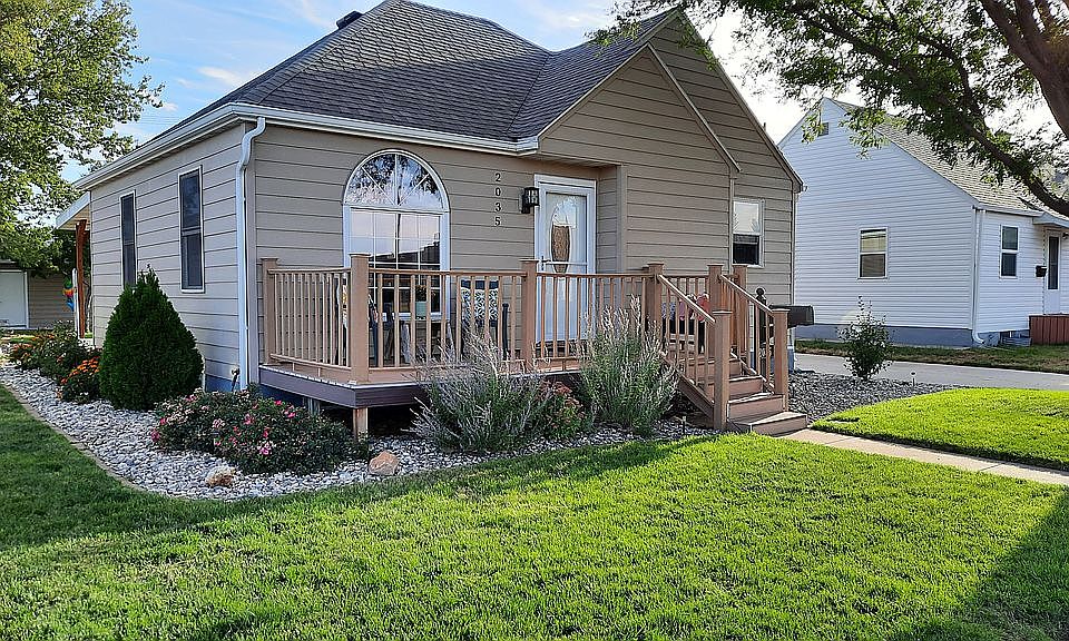 2035 Linden St, Sidney, NE