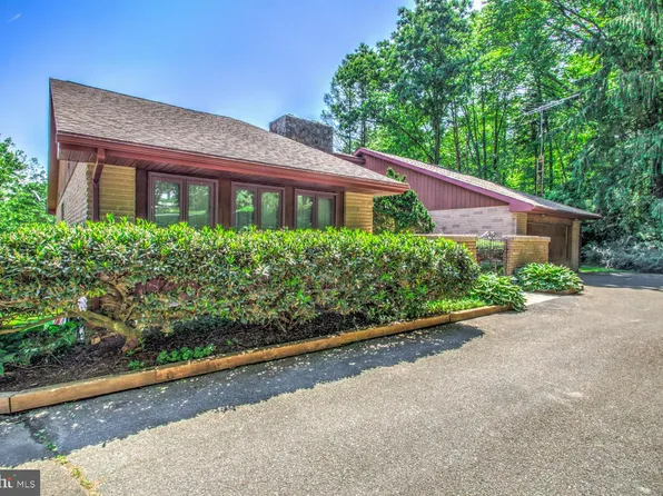 59 Pine Dr, Kirkwood, PA 17536