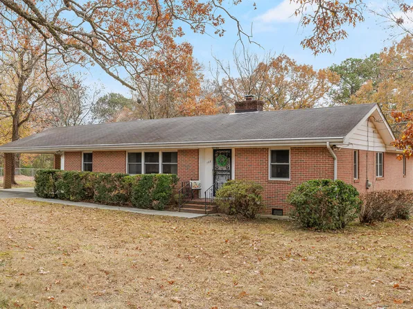 108 Monanaw Ave, Rossville, GA 30741