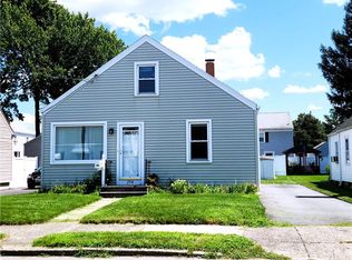 294 Bloomfield St, Pawtucket, RI 02861