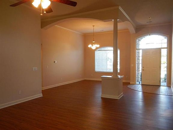 4th image of 4102 Beach Pointe Dr