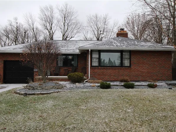 597 Mill Rd, West Seneca, NY 14224