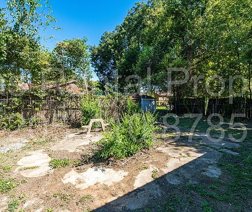 4th image of 3310 17th St