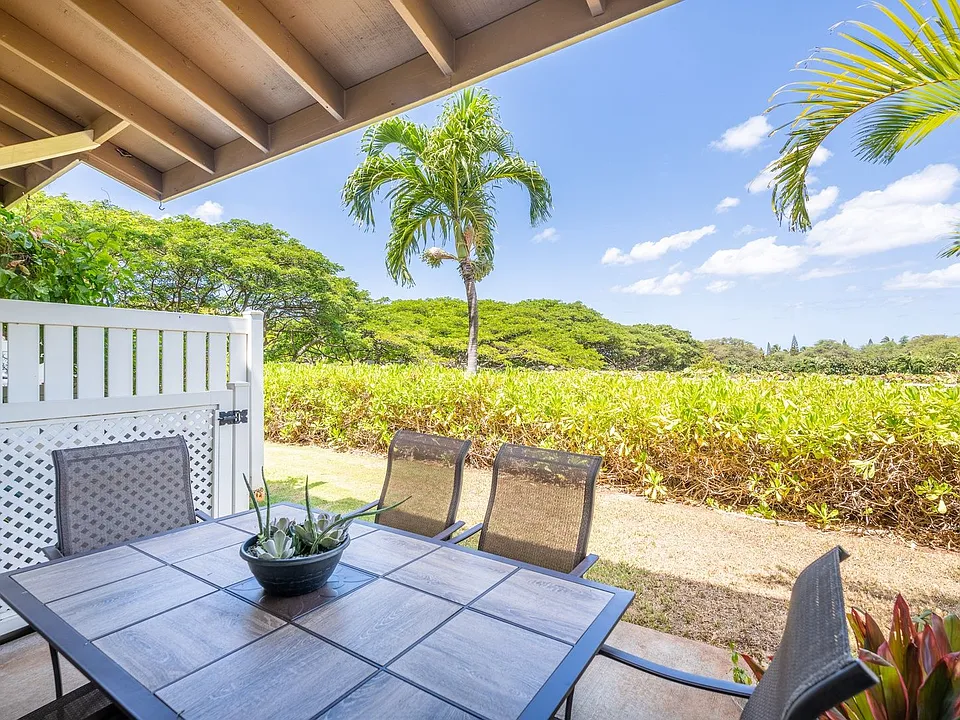92-1496 Aliinui Dr #2