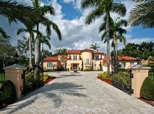 7305 SW 104th St, Pinecrest, FL 33156