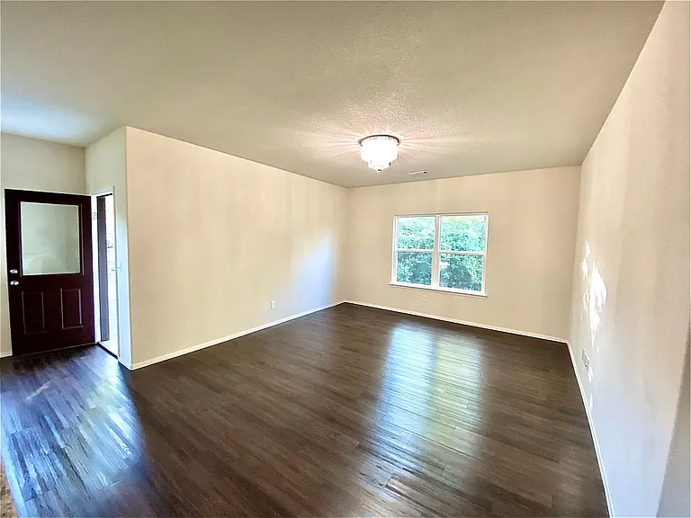 1177 S Springfield Dr — Photo 14