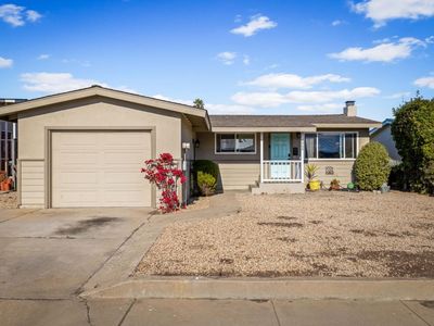 1868 Lowell St, Seaside, CA, 93955