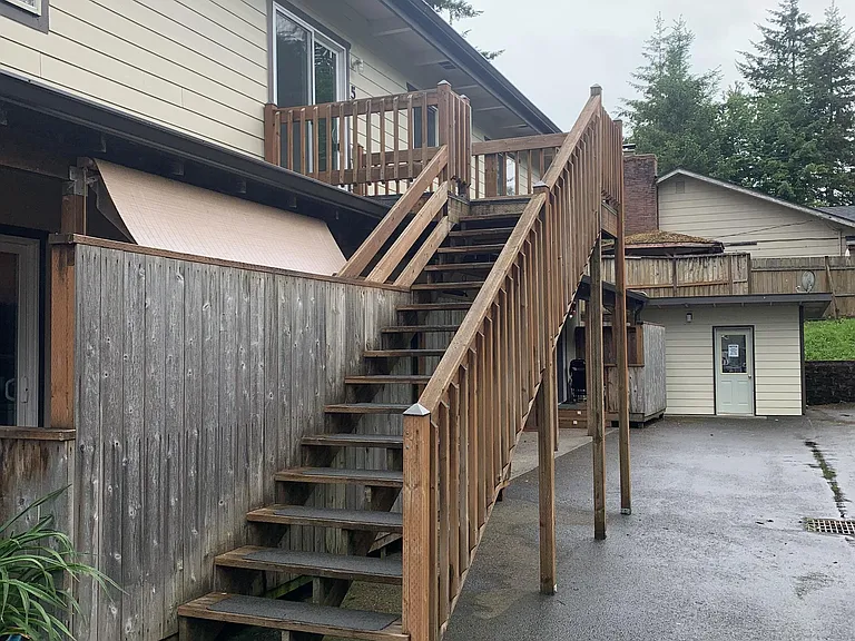 810 S Nehalem St #5 — Photo 2