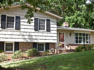 912 Parkwood Rd, Shelby, NC 28150