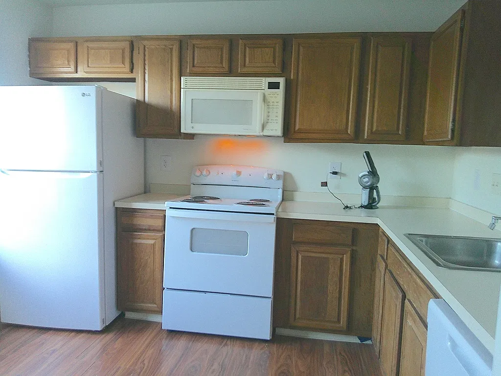 2 bed, 1150 sqft, $1,850 — Photo 2