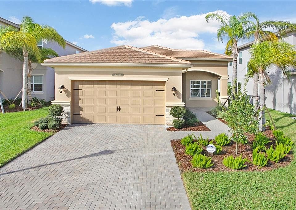 1st image of 30987 Lindentree Dr