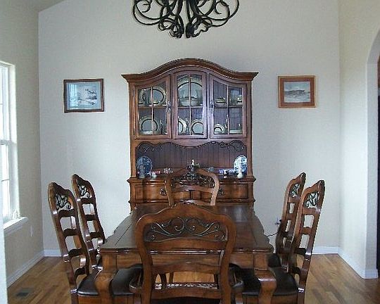 Formal Dining