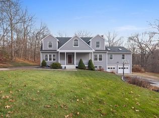 5 Fletcher Dr, Westerly, RI 02891