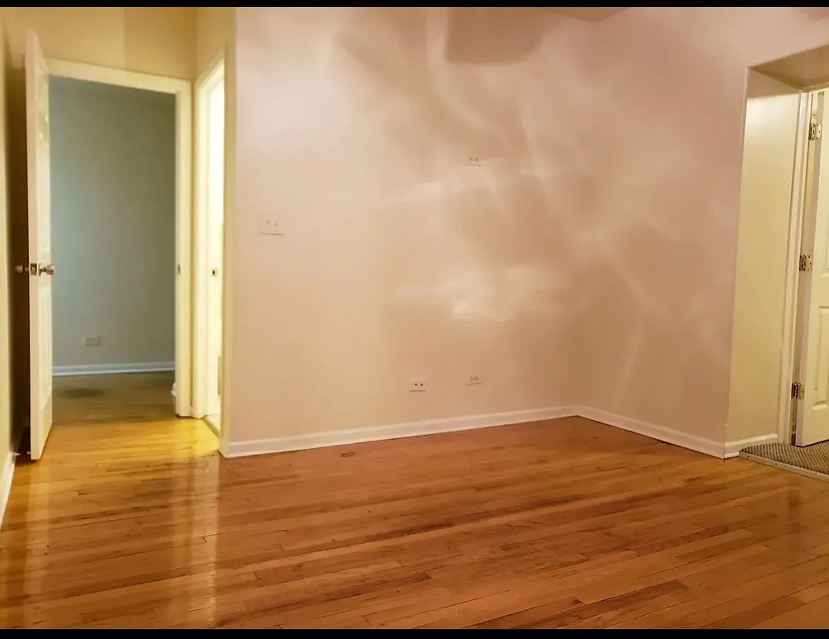 7746 S Yates Blvd — Photo 3