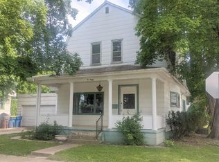 230 W Wiley Ave, Bluffton, IN 46714