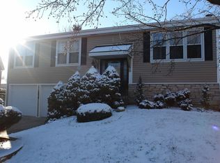 2038 Audubon Dr, Glendale Heights, IL