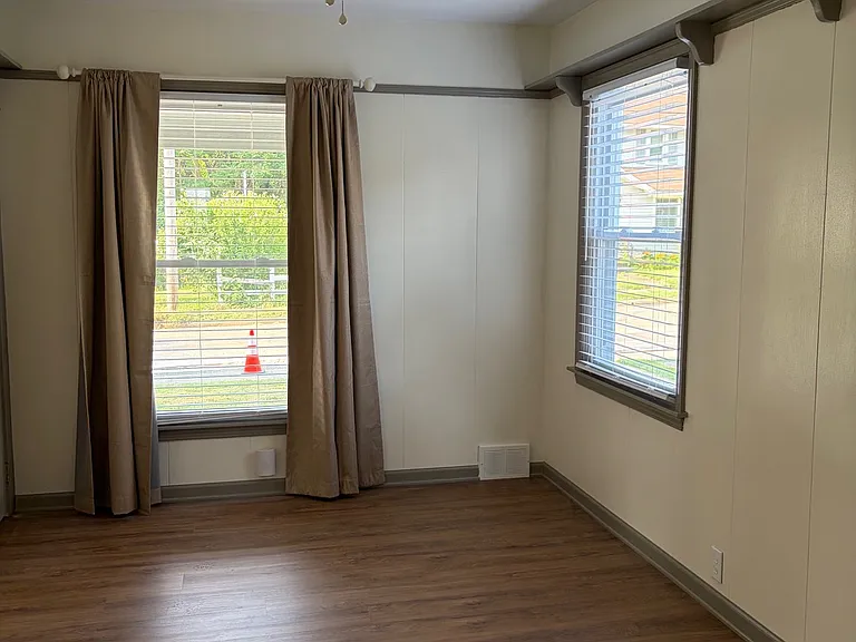 First floor flex room - den, office, or third bedroom