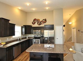 234 Rockbrook Crossing Ave, Galloway, OH 43119