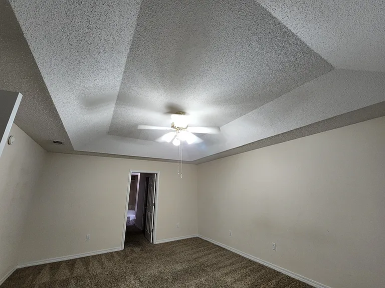 4219 Spindlewick Dr — Photo 22
