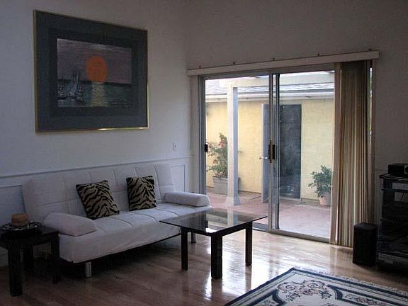 4th image of 675 Kumquat Way