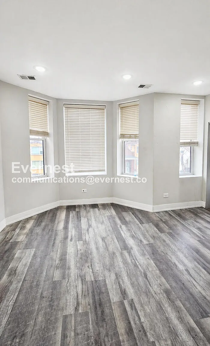 2 bed, 1.0 bath, 875 sqft, $1,850 — Photo 4