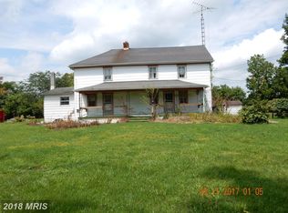 15 Hughes Ln, Bunker Hill, WV 25413