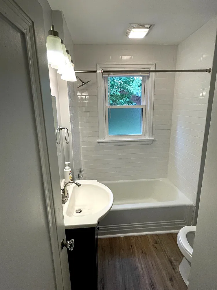 3 bed, 1326 sqft, $1,595 — Photo 3