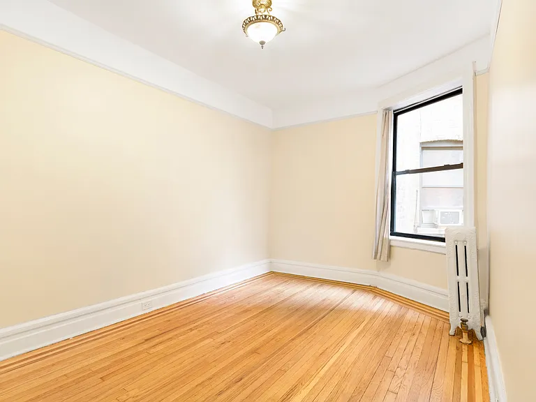 414 W 121st St #36 — Photo 3