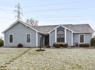 10532 Bent Tree Ln, Fort Wayne, IN 46804