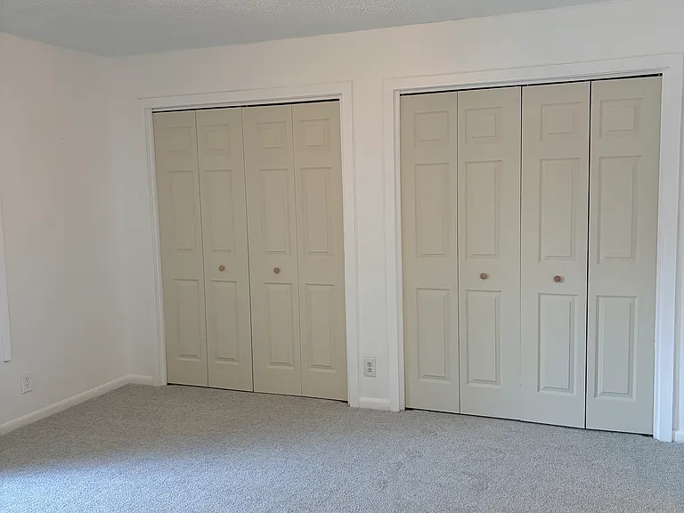 11 Royalgate Dr #11 — Photo 27