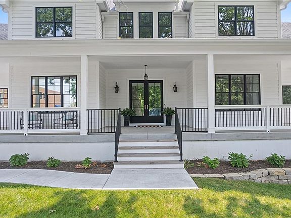 3rd image of 4723 Belinder Ave