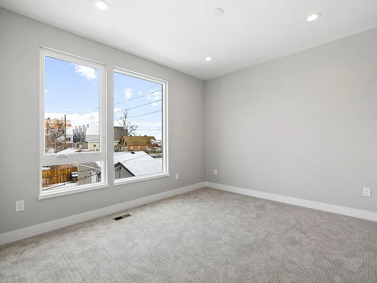 3832 Jason St — Photo 15