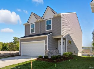 114 Parsons Ln, Saline, MI 48176