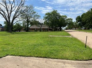 136 SE Debell Ave, Bartlesville, OK 74006