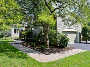 32 Old Fourth Dr, Oak Ridge, NJ 07438