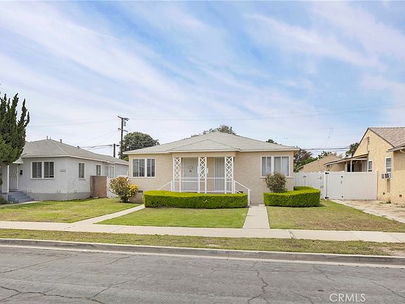 4th image of 3581 Cherry Ave