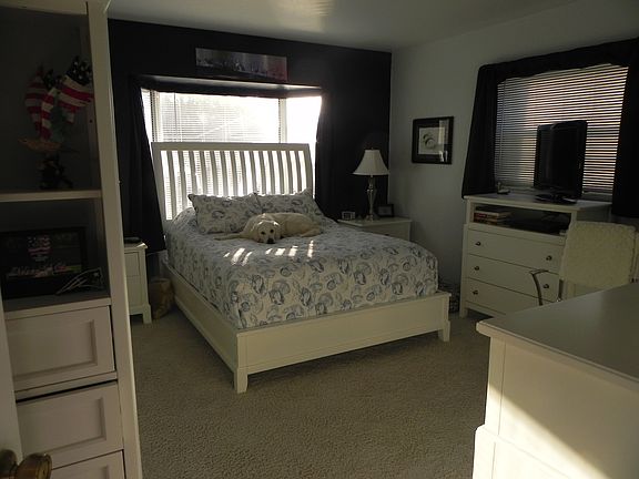 Master Bedroom 15x13