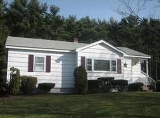 25 Lakeview Ave, Taunton, MA 02780