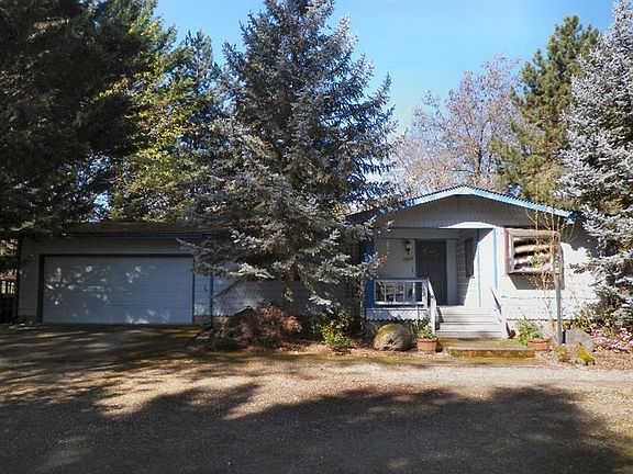 3rd image of 530 Park Dr