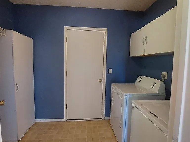 2604 Inverrary Dr — Photo 14