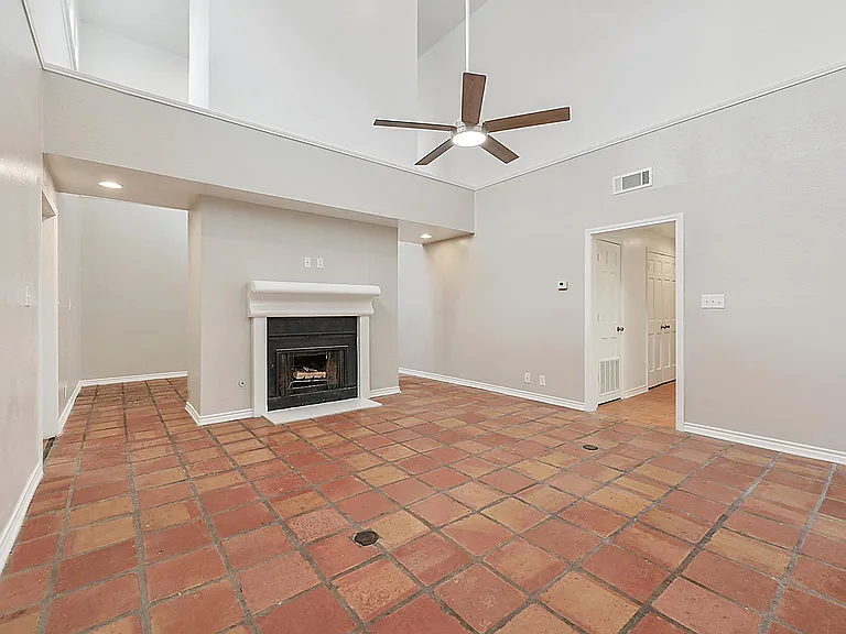 4400 Carter Creek Pkwy #102 — Photo 3